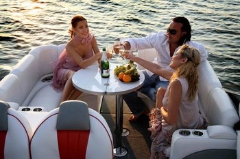 8 странных морских суеверий