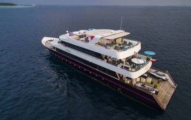 Custom Boats Azalea