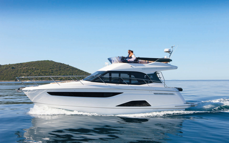 Bavaria R40 Fly