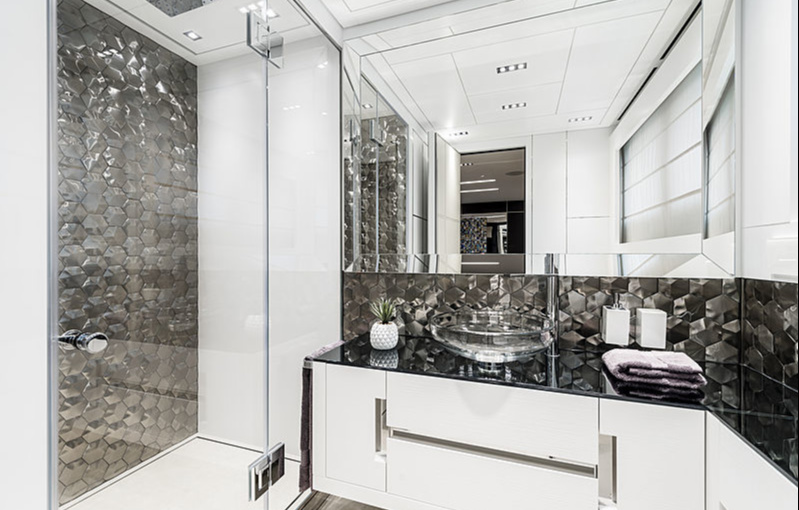 All cabins have private bathrooms and are ready to accommodate up to ten people in total.