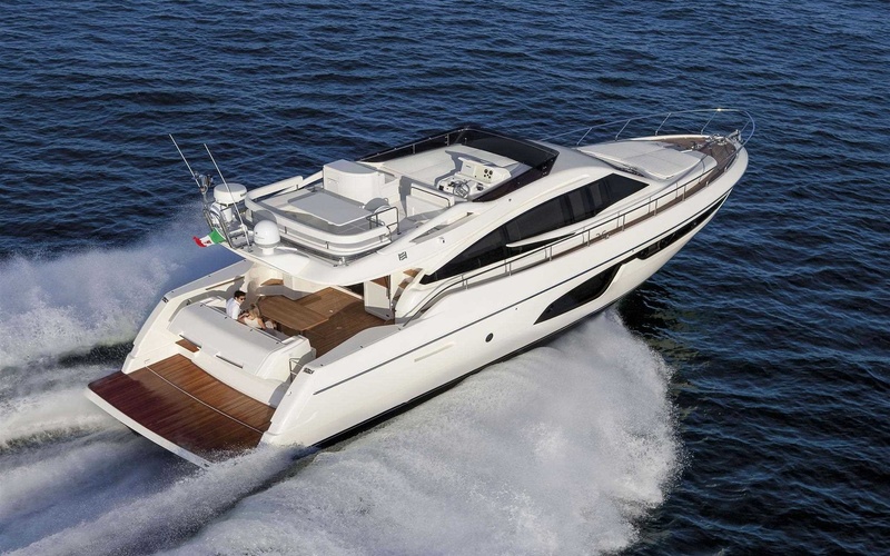 Ferretti 650