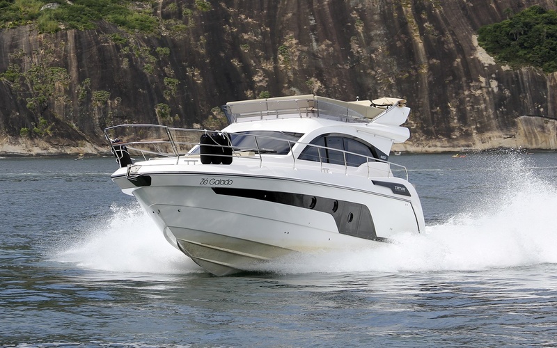 Triton 470 Fly