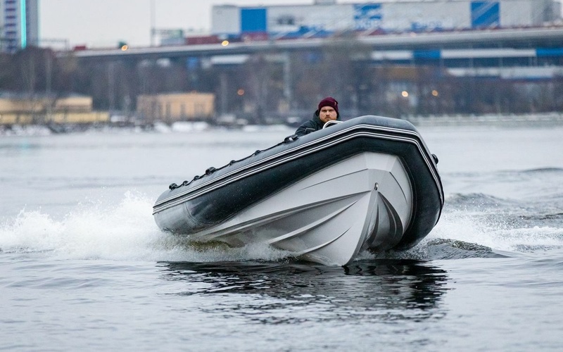Mobile Group Буревестник 580