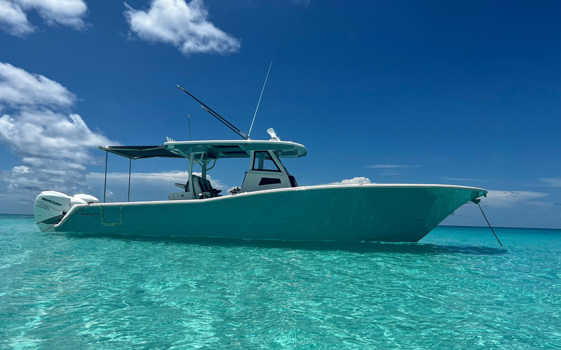 TideWater 380 CC Adventure