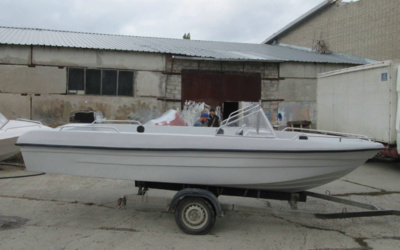 Akua Boat Касатка 580