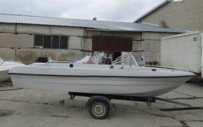 Akua Boat Касатка 580