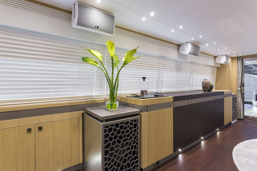 Owner selected a well-balanced «»system for salon and flybridge.