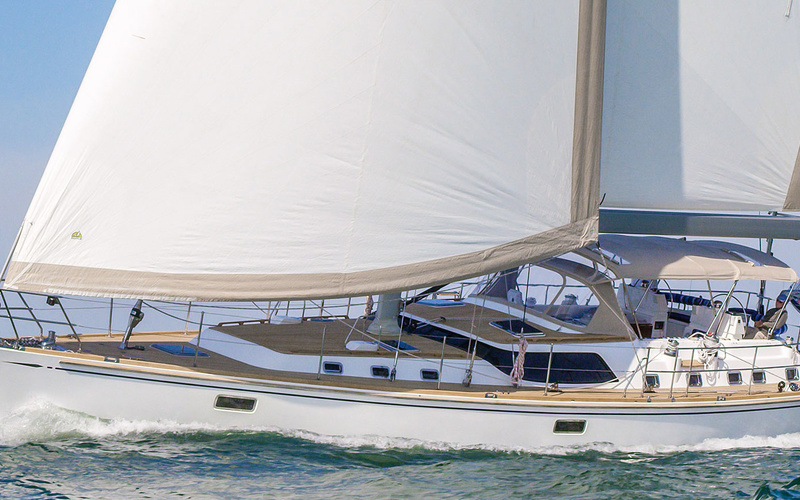 Hylas  H70