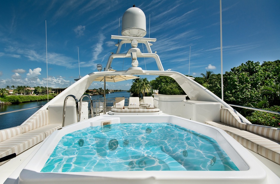 Benetti Siete