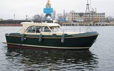 Gemond boatyard Freedom 30 ft/hull 01