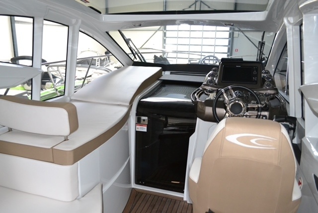 Cobrey 33 HT (2018)