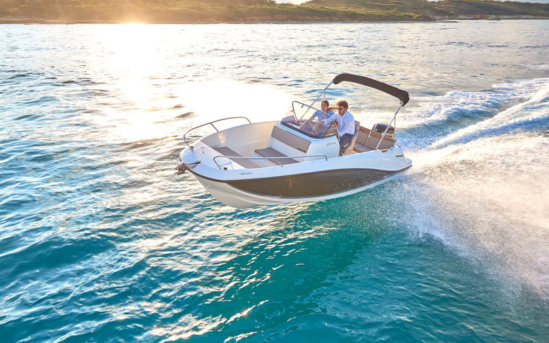 Quicksilver Activ 605 Open