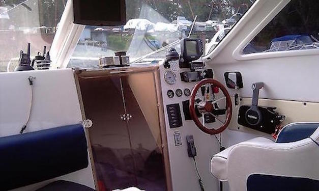 Astron Marin Корвет 750 (Full Option)