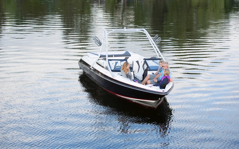 Larson LX 225S