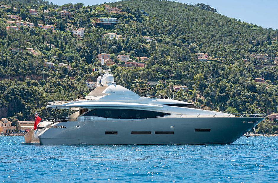 Peri Yachts Quasar