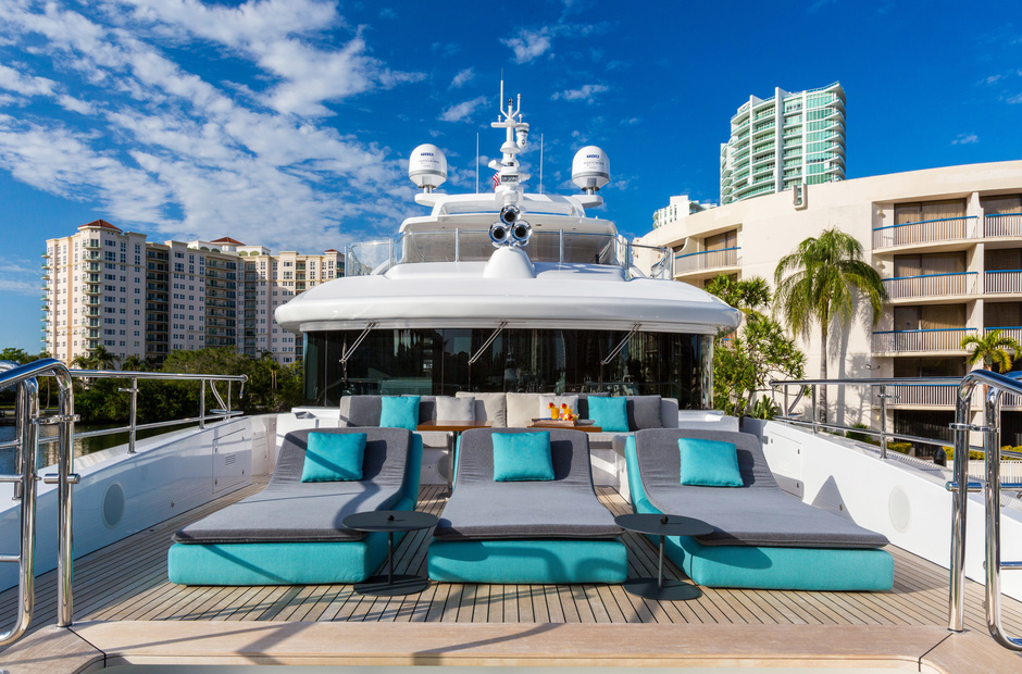 Benetti Mr. Loui