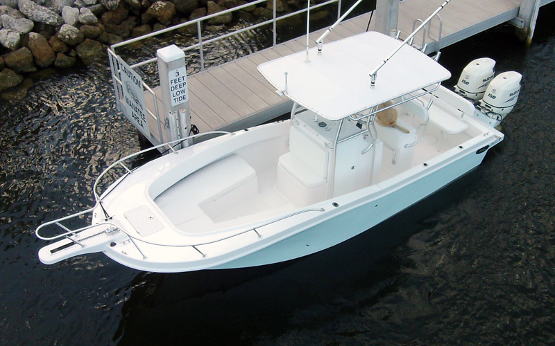 Dusky 252 Open Fisherman