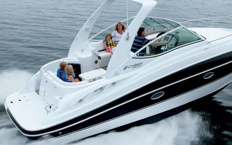 Cruisers Yachts 315 Express