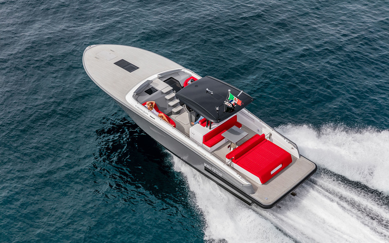 Canados  Gladiator 428