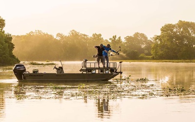 Tracker Grizzly 2072 MVX CC Sportsman