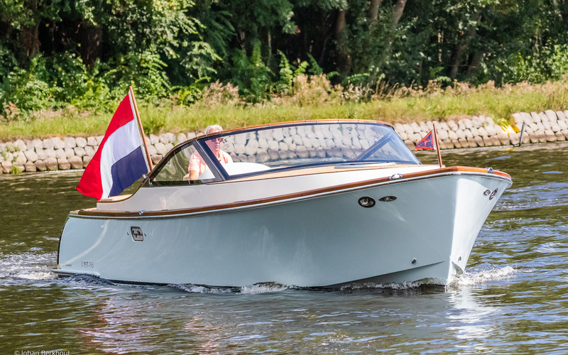 Long Island 29 Runabout