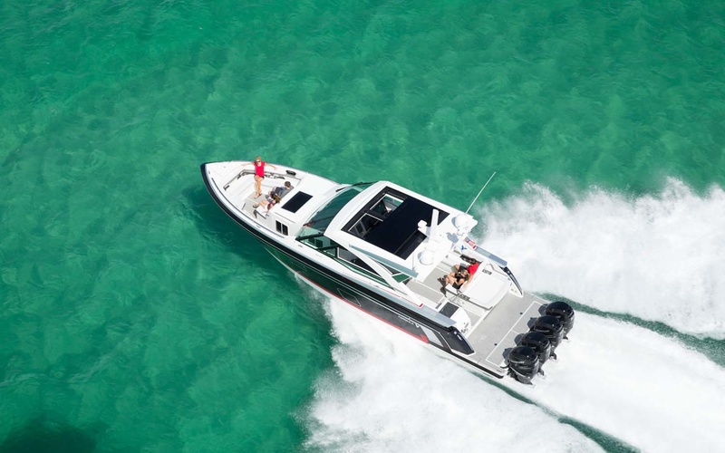 Formula 430 Super Sport Crossover