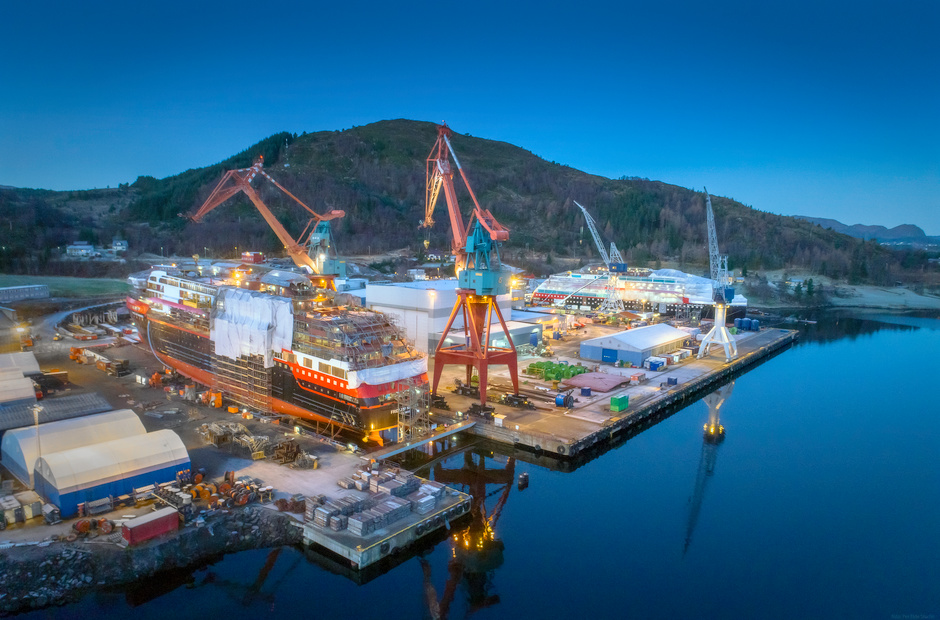 The Ulysses 100-metre megayacht builder shipyard went bankrupt.