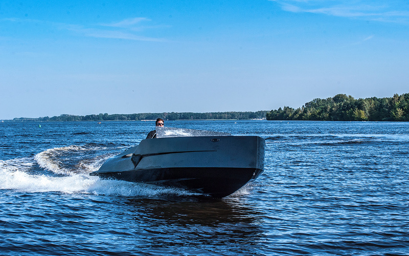 D-Boats Diamond 550