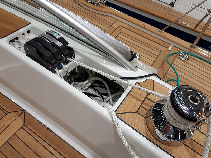 Hallberg-Rassy 44