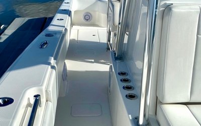 Invincible 33′ Open Fisherman