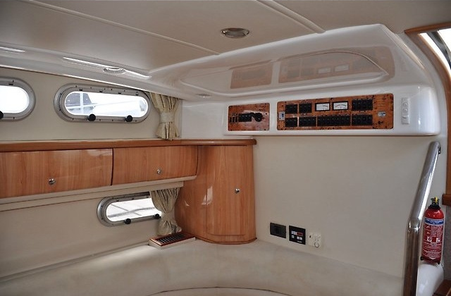 Sealine S37