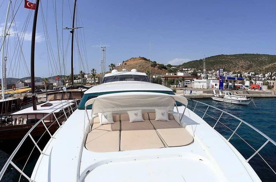 Mangusta Mina II