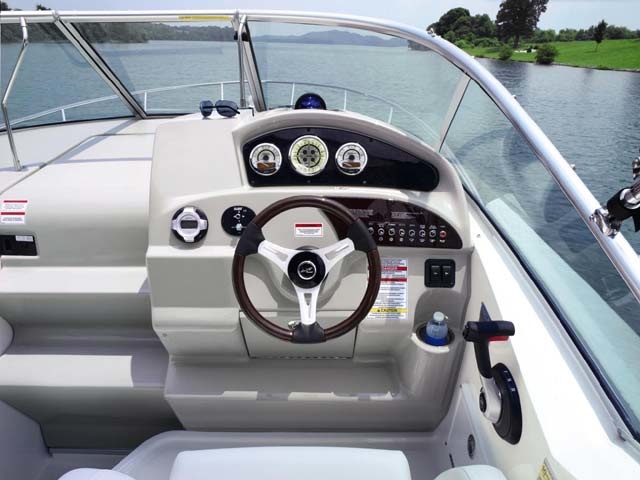 Sea Ray 240 Sundancer