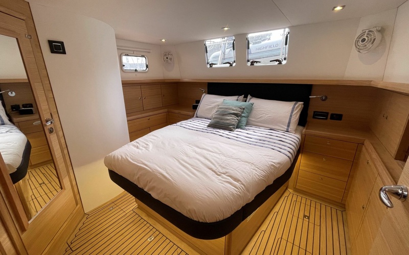 Hardy 42 Hybrid