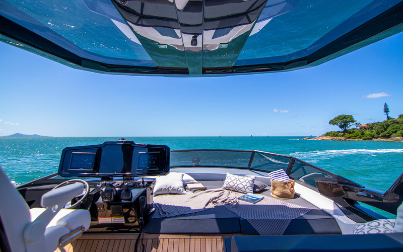 Okean 52