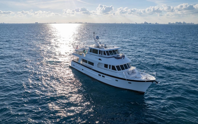 Outer Reef  740 Deluxbridge Skylounge Motoryacht