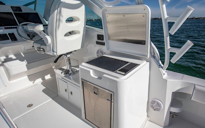 Albemarle 30 Express
