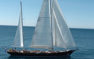 Heli Yachts Lauran
