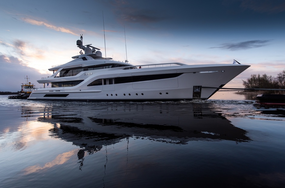 Feadship Somnium