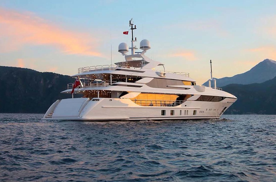 Benetti Bombay