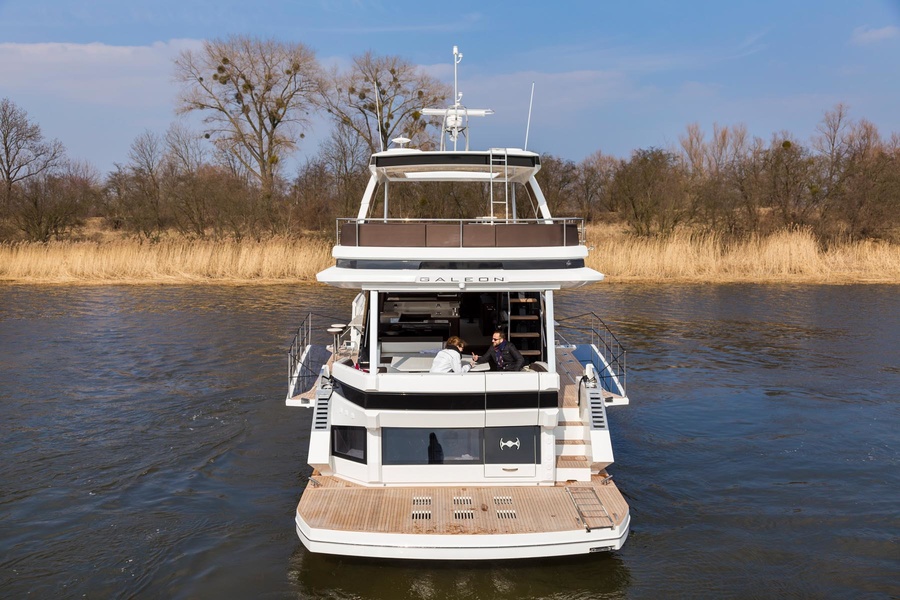 Galleon 640 Fly