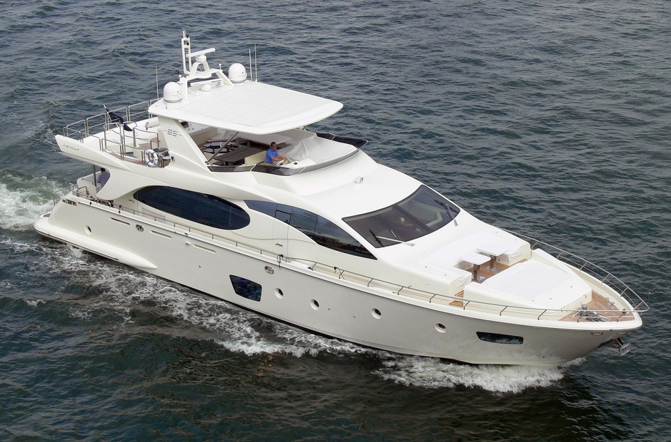Azimut Tropicana