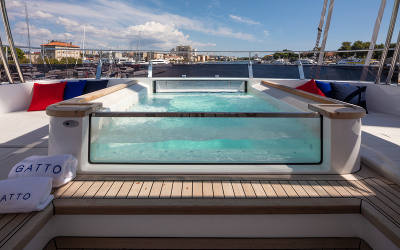 Cantiere delle Marche 105