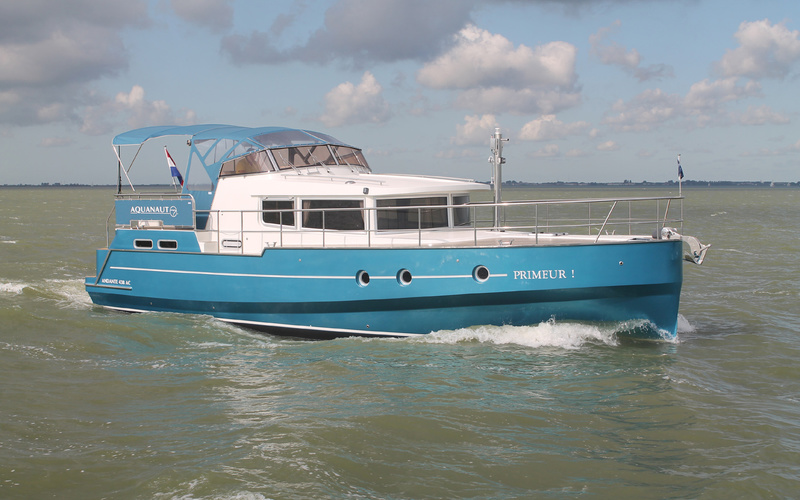 Aquanaut Andante 438 AC