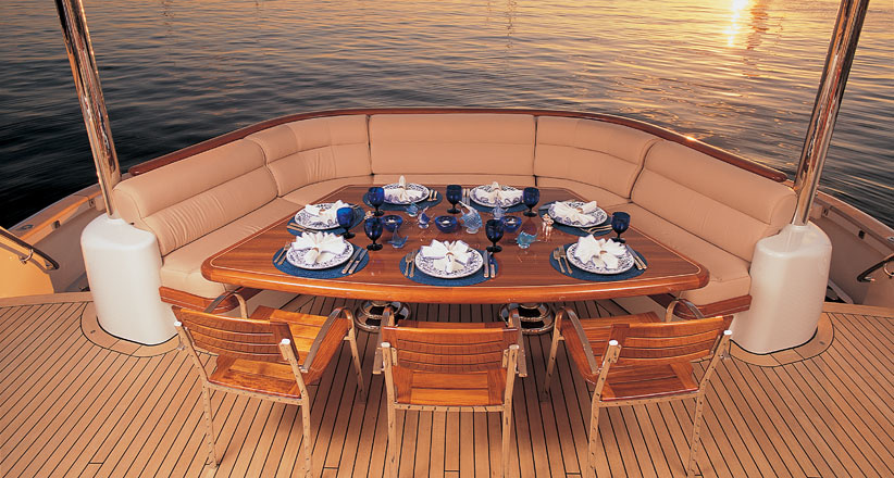 Feadship Sea Racer