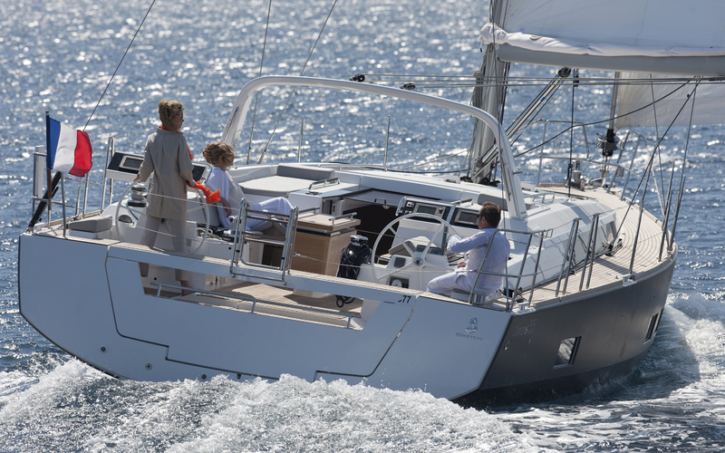 Beneteau Oceanis 55