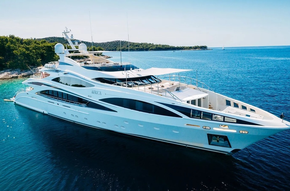 Benetti Africa I