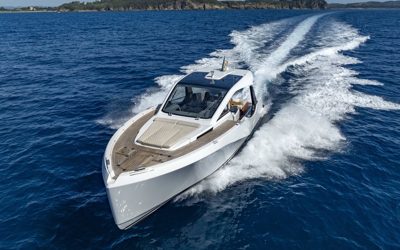 Italia IY 43 Veloce