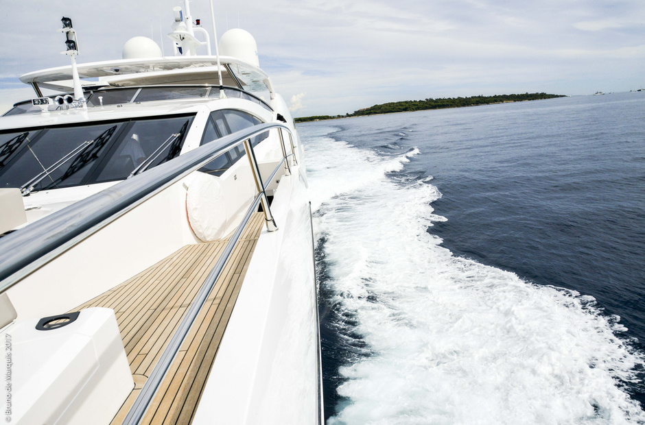 Sunseeker Brava
