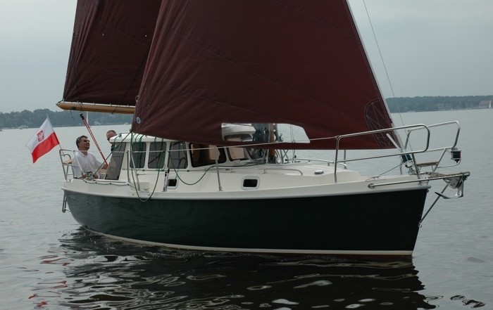 Haber 800 gaff sloop
